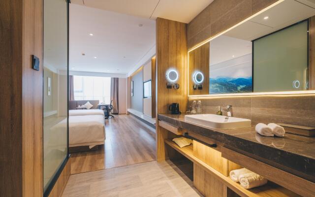 Ning Bo Nan Bu Shang Wu Qu Ya Duo Hotel