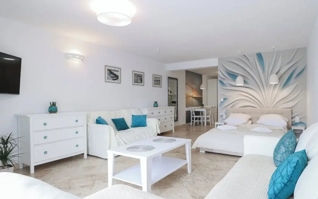 Morski Anioł by Baltic Home