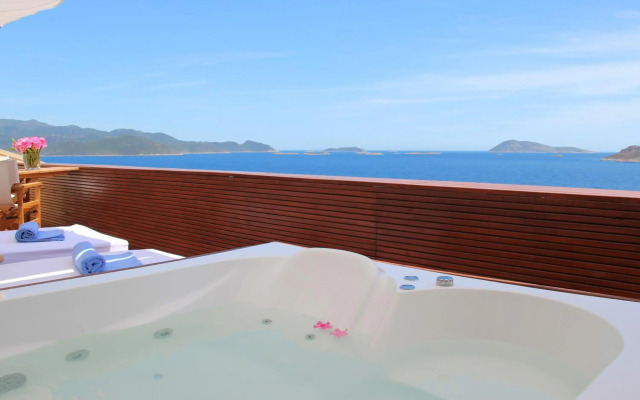 Lycia Hotel