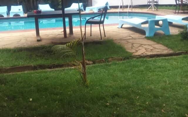 Pamoja Expeditions Lodge