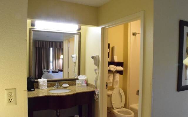 Baymont Inn & Suites by Wyndham The Woodlands