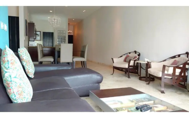 Vista Condominium by ChezPlaya