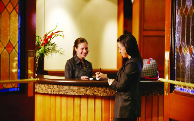 Hotel Bruce County