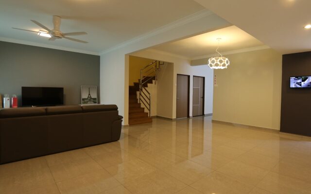 CS Resort Home 2