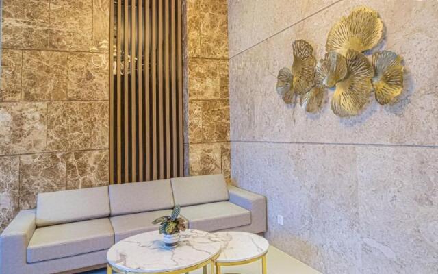 Yen Vy Hotel & Apartment