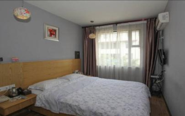 Romantic West Street Hotel Guilin North Station Branch – Guest Rooms – Guilin