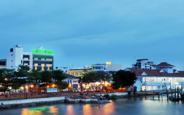 Inn Home Hotel