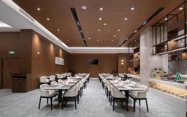 Ramada by Wyndham Changsha West Hotel