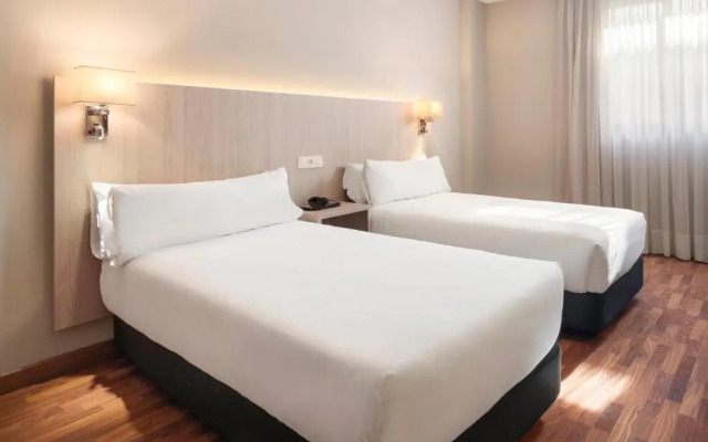 Hotel Zaragoza Royal