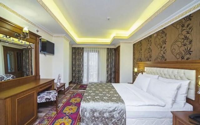 Lausos Palace Hotel