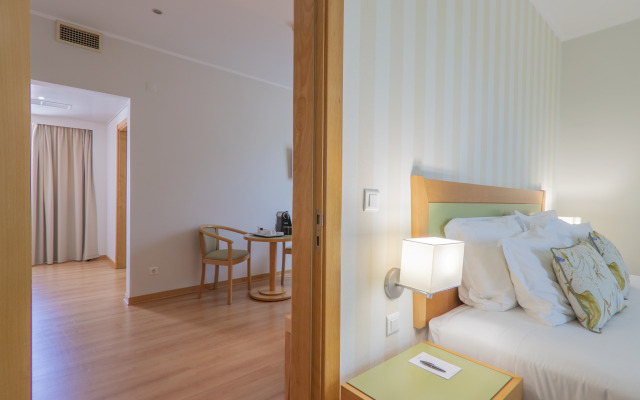 Luna Esperança Centro Hotel