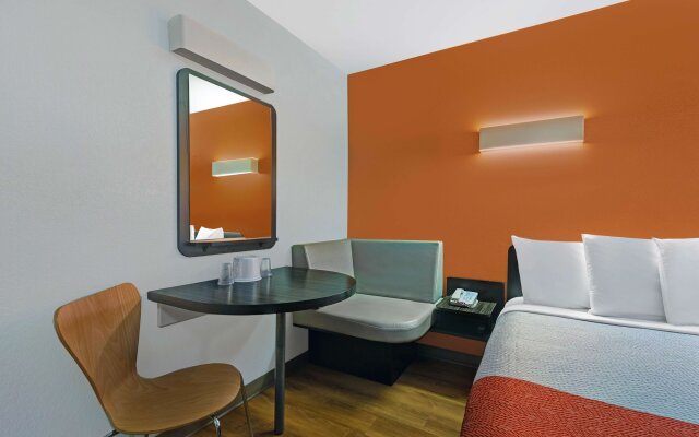 Motel 6 – San Jose, CA - South