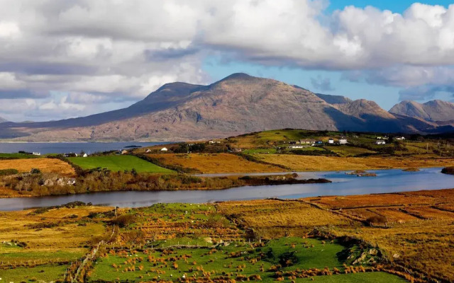 Galway Bay Lodge