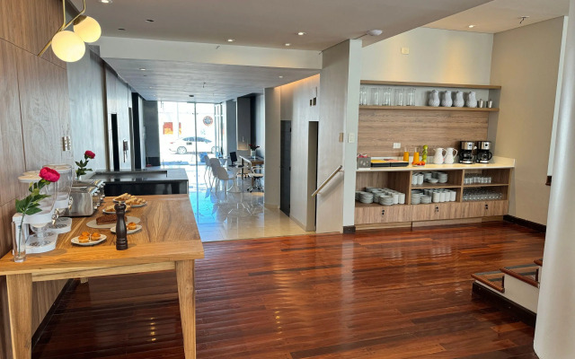 Roomie Salta by DOT Suites