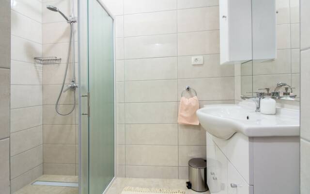 Apartments Leon