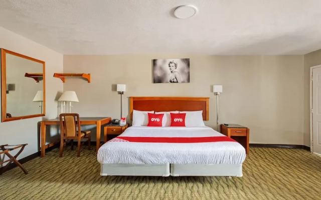 OYO Inn Dallas South