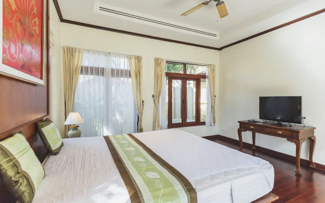 Villa in Bangtao in Les Palmares Villa 8