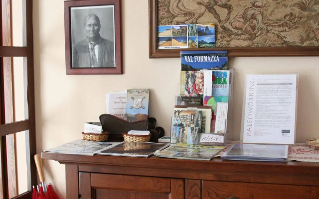 Altana Del Motto Rosso