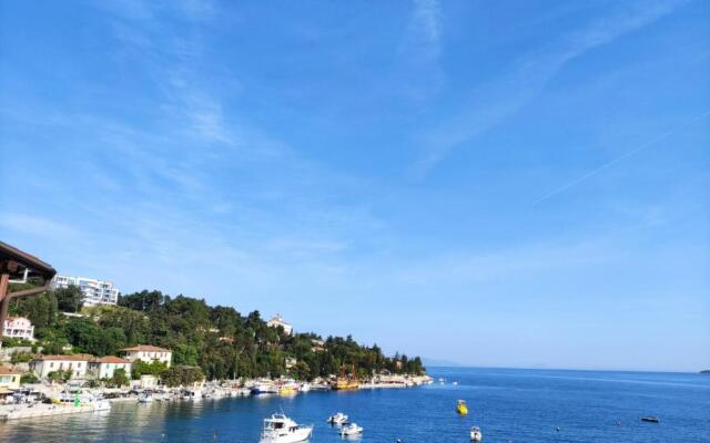 Studio Apartment SILA Rabac