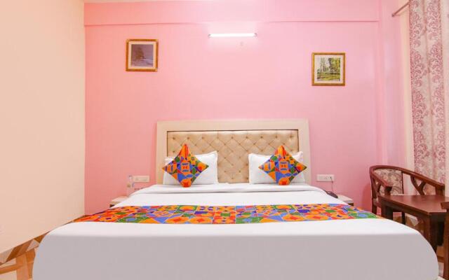 Fabhotel The Castle