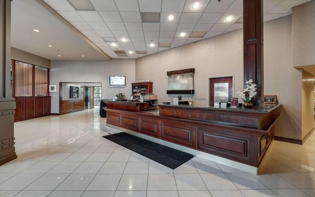 DoubleTree by Hilton Hotel Bloomington - фото 2