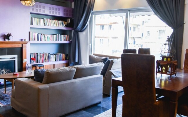 Family Apartment in Nea Smirni