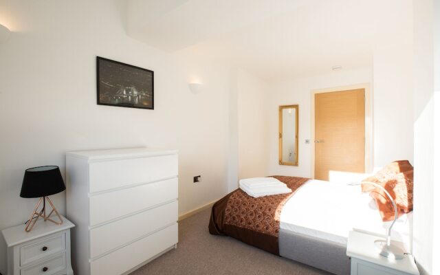 Luxury 2bed Apartment in Kensington A1