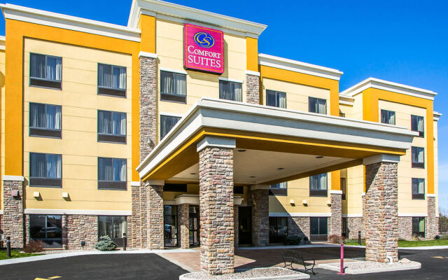 Comfort Suites