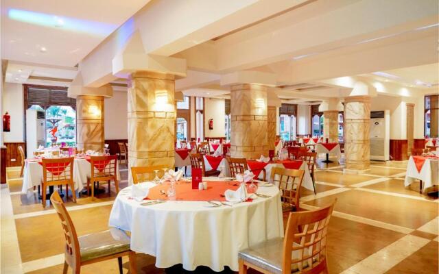 Charmillion Club Aqua Park