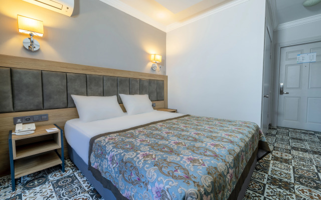 Курорт Crystal Aura Beach Resort & Spa – All Inclusive