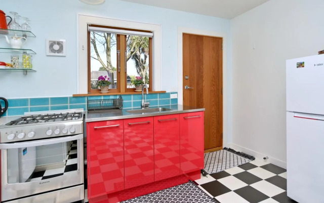 Louisa Chandler - Christchurch Holiday Homes