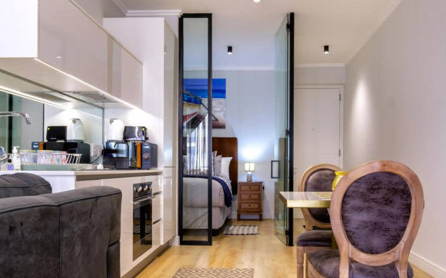 Alimama Spaces: Platinum Oaks Ellipse