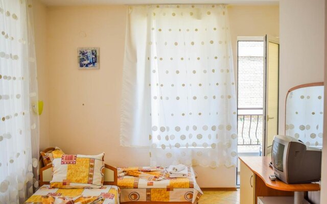 Guest house Eos