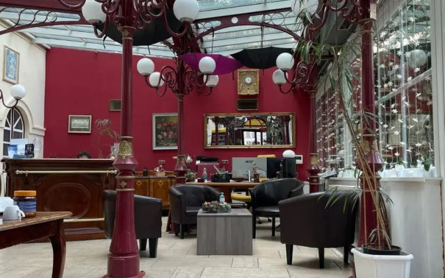Hotel Viki
