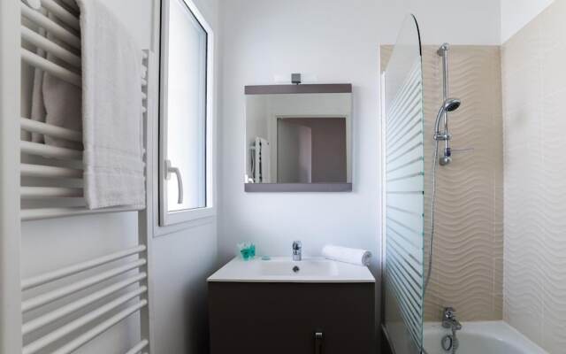 Apartment in Biscarosse Near Sandy Beach