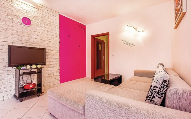 Beautiful Home in Dobrinj With Wifi and 2 Bedrooms