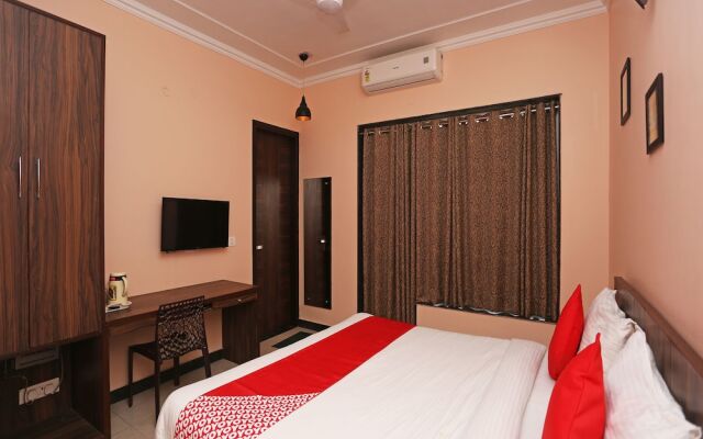 OYO 4026 Royal Inn