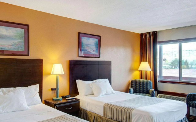 Econo Lodge Sharon - Foxborough