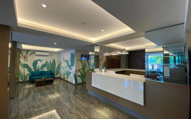 Lun Hotel Manado