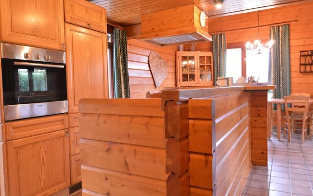 A Wooden Chalet Located in a Quiet and Green Environment, for 5 People