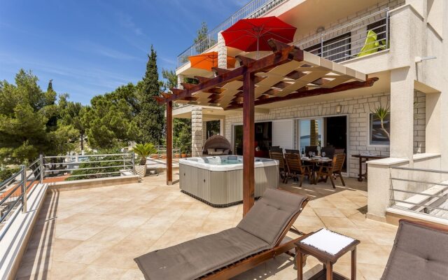 Apartment Paradise View