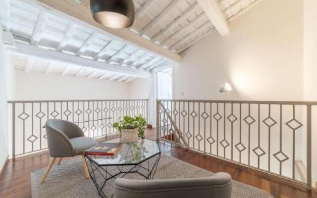 Spanish Steps Apartment