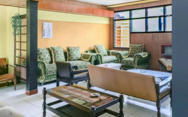 OYO 1710 Hotel Budi Famili 2 Syariah