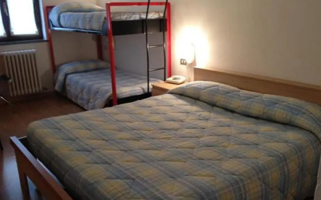 Hotel Rododendro