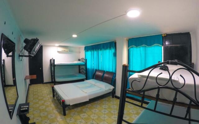 Hostal El Exito