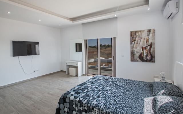 Villa Sienna, Fabulous 6bdr Protaras Villa