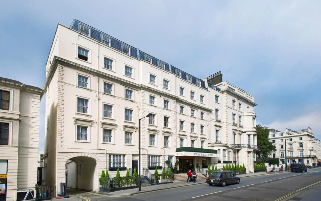 Royal Eagle Hotel