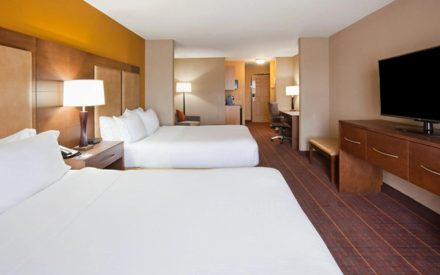 Holiday Inn Express Hotel & Suites Brainerd-Baxter by IHG