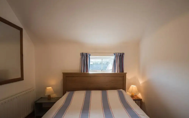 Dunfanaghy - Sea Views- in Village - Parking