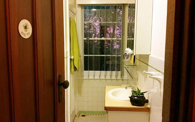 Deco Family House